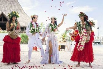 Учасник "Танців з зірками" Євген Кот зіграв весілля на одному з островів Таїті