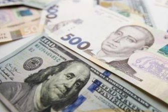 Евро сильно взлетел, доллар пошатнулся: курс валют в Украине на 30 апреля