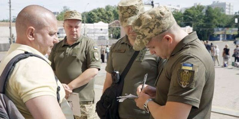 В Украине слишком угрожающая ситуация: офицер раскритиковал "акции" женщин против ТЦК