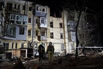 "Как я не убилась, не знаю": эмоциональные рассказы очевидцев взрыва в Харькове