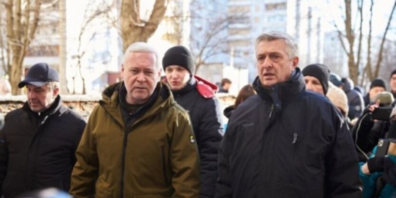 Верховный комиссар ООН по делам беженцев побывал в самом разрушенном районе Харькова