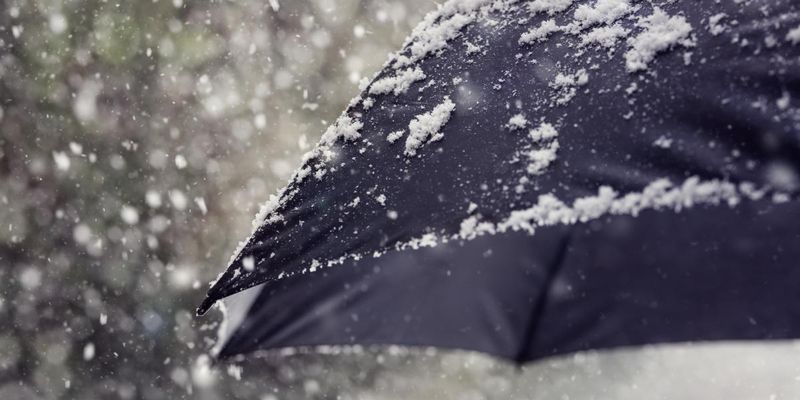 Лютий в Україні почнеться з дощів, снігу та мокрого снігу