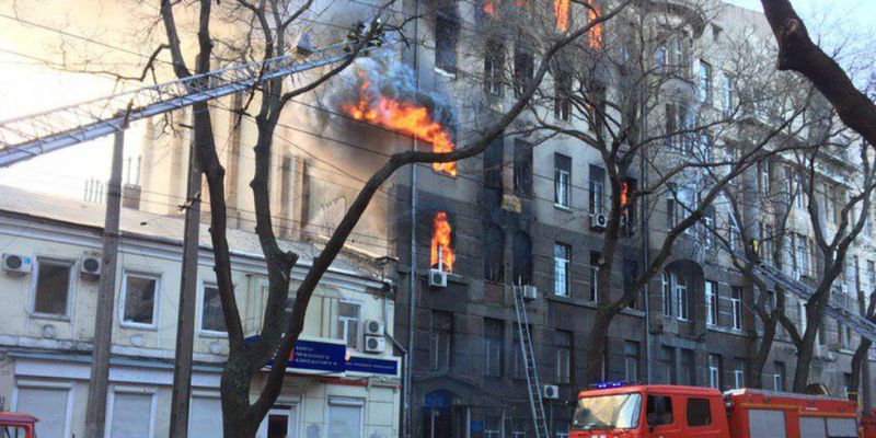 Для предотвращения пожаров Украина должна вкладывать деньги в переоснащение старых зданий - эксперт