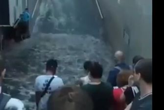 За полчаса в Киеве выпала почти недельная норма осадков: видео