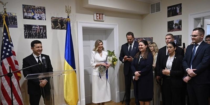 Чета Зеленских открыла в Вашингтоне Украинский дом