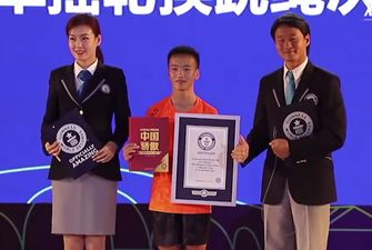 Китайський підліток встановив новий рекорд зі стрибків на скакалці – 228 разів за 30 секунд