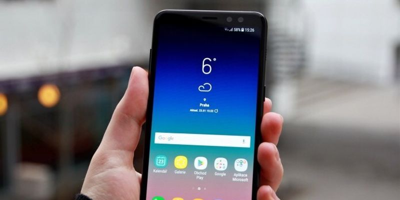 Samsung Galaxy M10 получил большое обновление с Android 10