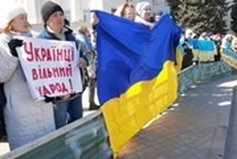 В Херсоне и Новой Каховке протестуют против России