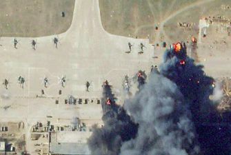 Спутниковые снимки подтвердили уничтожение множества вертолетов ВС РФ в Херсоне