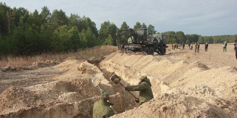 Российские оккупанты перешли к стратегической оборонной операции, - Рябых