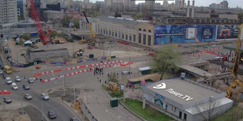 Демонтаж Шулявського мосту: проспект Перемоги повністю перекрили