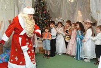 Дед Мороз умер на утреннике в детском саду в Кемерове