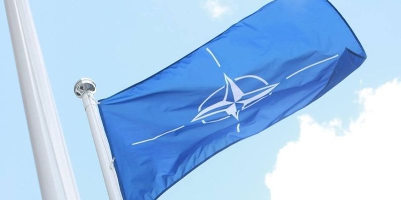 Турцию и Венгрию призывают как можно быстрее одобрить заявки Финляндии и Швеции о вступлении в НАТО