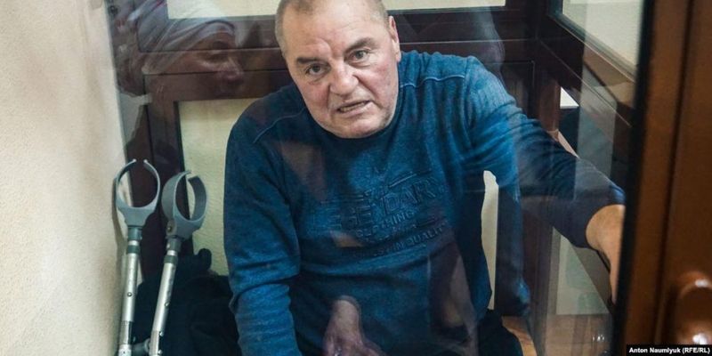 У Криму до семи років колонії заочно засудили колишнього "в'язня Кремля" Бекірова