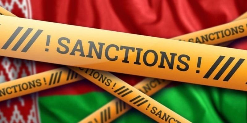 Госдеп ввел санкции против 100 ТОП-чиновников беларуси