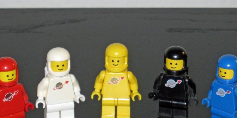В Дании умер создать фигурки человека LEGO