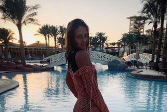 "Шикарна і сексуальна": українська тенісистка захопила знімком у нічній сорочці