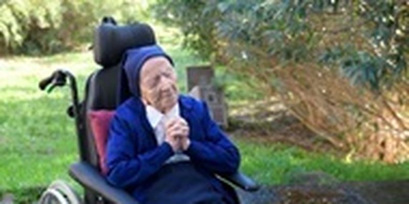 Во Франции умерла старейшая жительница планеты