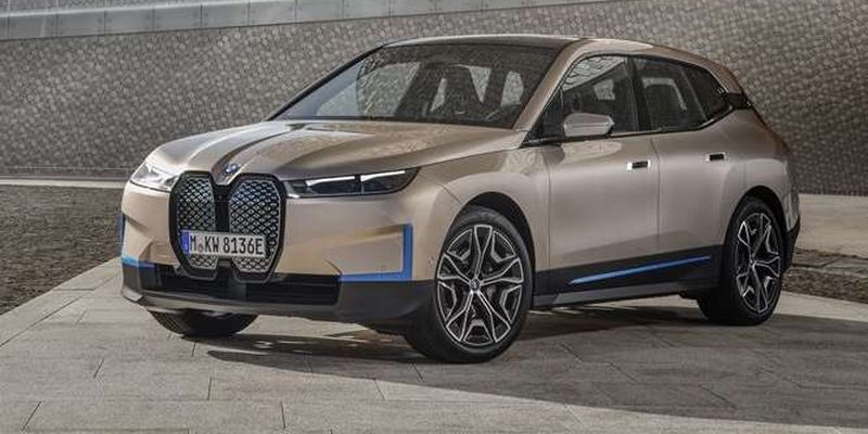 Автомобіль за ціною квартири: українцям озвучили ціни на новий електромобіль BMW