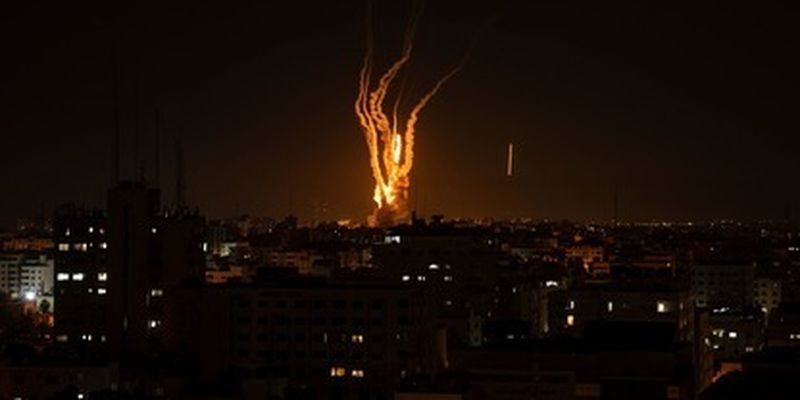 Более 300 ракет и дронов: что известно об иранской атаке на Израиль