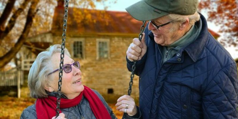 Українцям порадили, як збільшити пенсію: кому і на скільки "світить" покращення