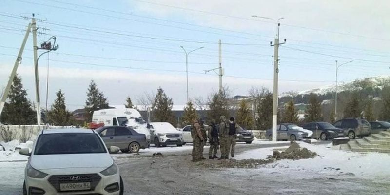 В Симферополе проходит обыск в крымскотатарском комплексе «Алем»