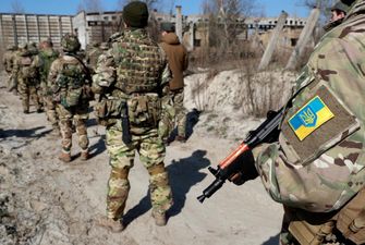 На Донбасі через обстріл бойовиків загинув український військовий, ще один - у тяжкому стані