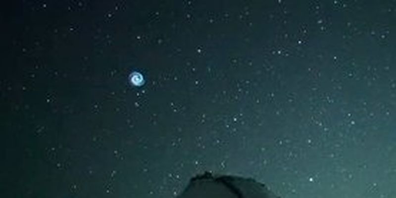 Старт ракеты SpaceX образовал на небе необычное явление – фото
