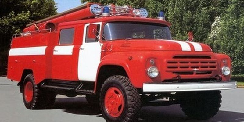 В Одессе из-за "героев парковки" спасатели не могли подъехать к месту пожара: видео