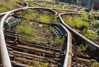 Понад 8 тисяч кілометрів аварійних ділянок колій на залізницях України: життя людей під загрозою, а планові ремонти не проводяться