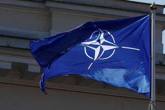 Україна підписала оновлену редакцію Дорожньої карти Україна-НАТО