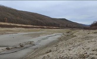 В Крыму истощились еще два водохранилища, а третье близко к "мертвому объему"