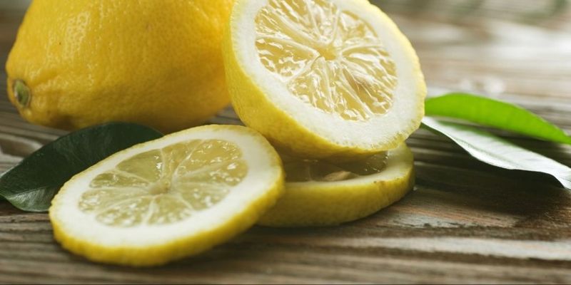 Эксперты рассказали о невероятной пользе замороженных лимонов