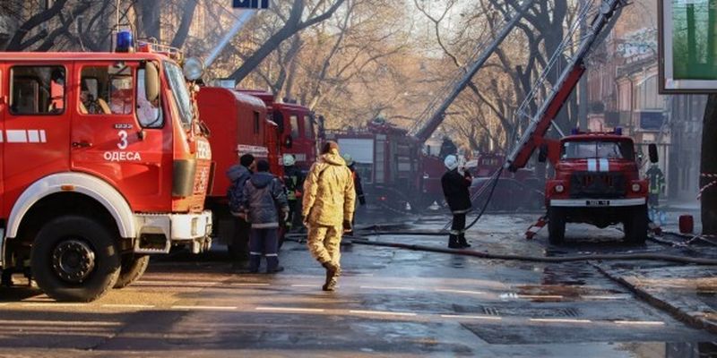 Завершились роботи з ліквідації наслідків пожежі в Одеському коледжі