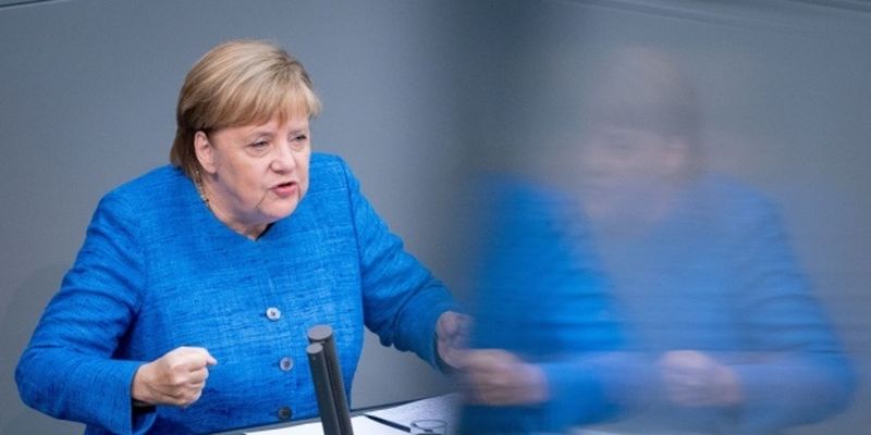 Меркель выбрала шлягер панк-рока для церемонии прощания с должностью