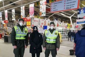 Поліція Київської області двічі оштрафувала підприємців, які не закрили свої гіпермаркети на карантин