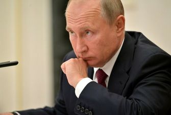 Путин с плеткой загнал россиян в ступор, фото наделало шума в сети: "Боже, царя храни!"