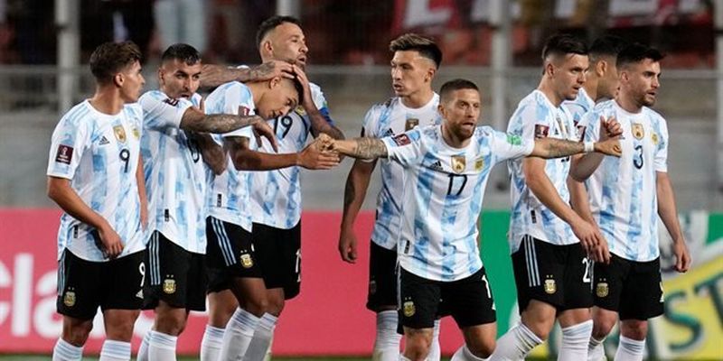 Аргентина без Месси обыграла Чили