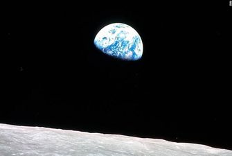 CNN: Політ "Аполлон 8" врятував 1968 рік, чи врятує нова місія 2020-й?