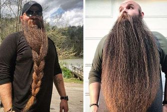 Сотрудник супермаркета отрастил метровую бороду и стал популярным на весь мир