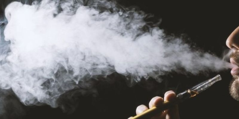 В штате Нью-Йорк запретили “ароматные” электронные сигареты
