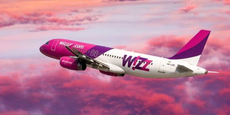 Wizz Air вимушено скасує у серпні частоту польотів з України