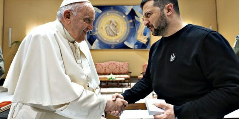 Зеленский обсудил с Папой Римским Формулу мира