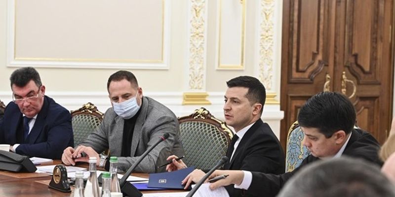 Зеленский отстранил главу КСУ от должности