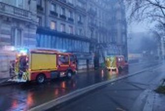 У Парижі поряд із музеєм д’Орсе спалахнула пожежа