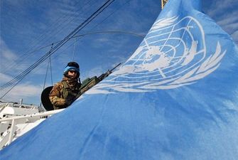 Росія буде змушена погодитись на введення миротворців на Донбас – Порошенко
