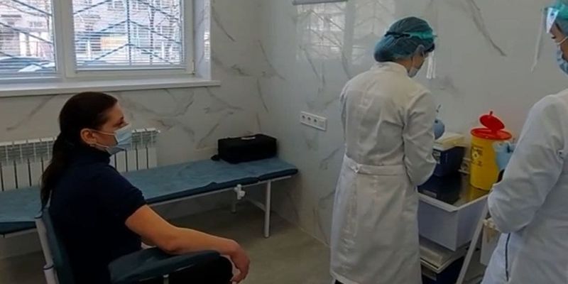 Украина может получить 10 миллионов доз вакцины от Израиля