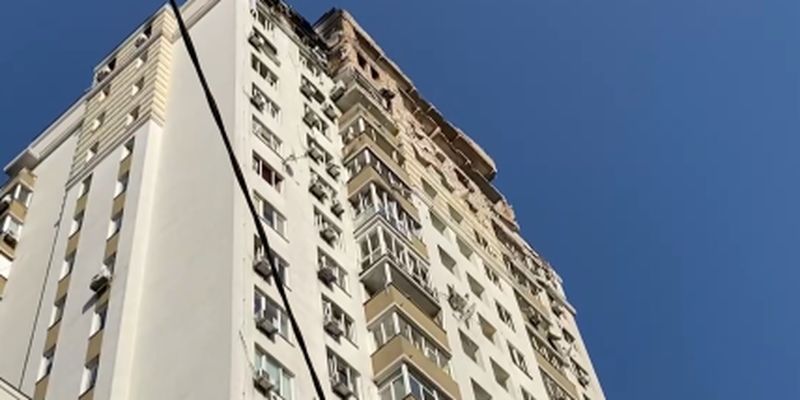 Удар иранским дроном по многоэтажке в Киеве: журналист показал, как выглядит дом