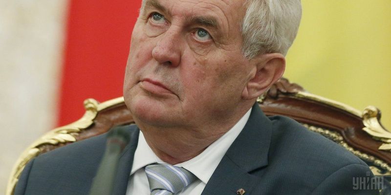Президент Чехии считает, что страна должна выдавать визы россиянам, бегущим от мобилизации
