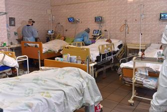 "Заканчивается плохо": эксперт предупредил о катастрофе с COVID-госпитализациями в Украине
